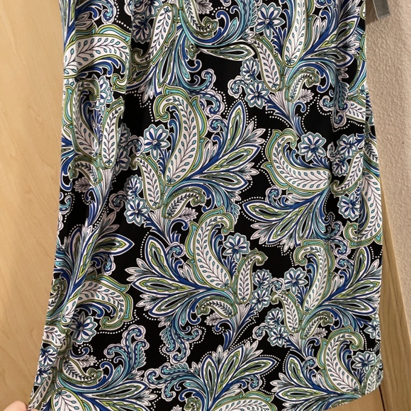 Women 4 Small Beautiful Paisley Dress Spring Summer Gorgeous NWT - Picture 3 of 6